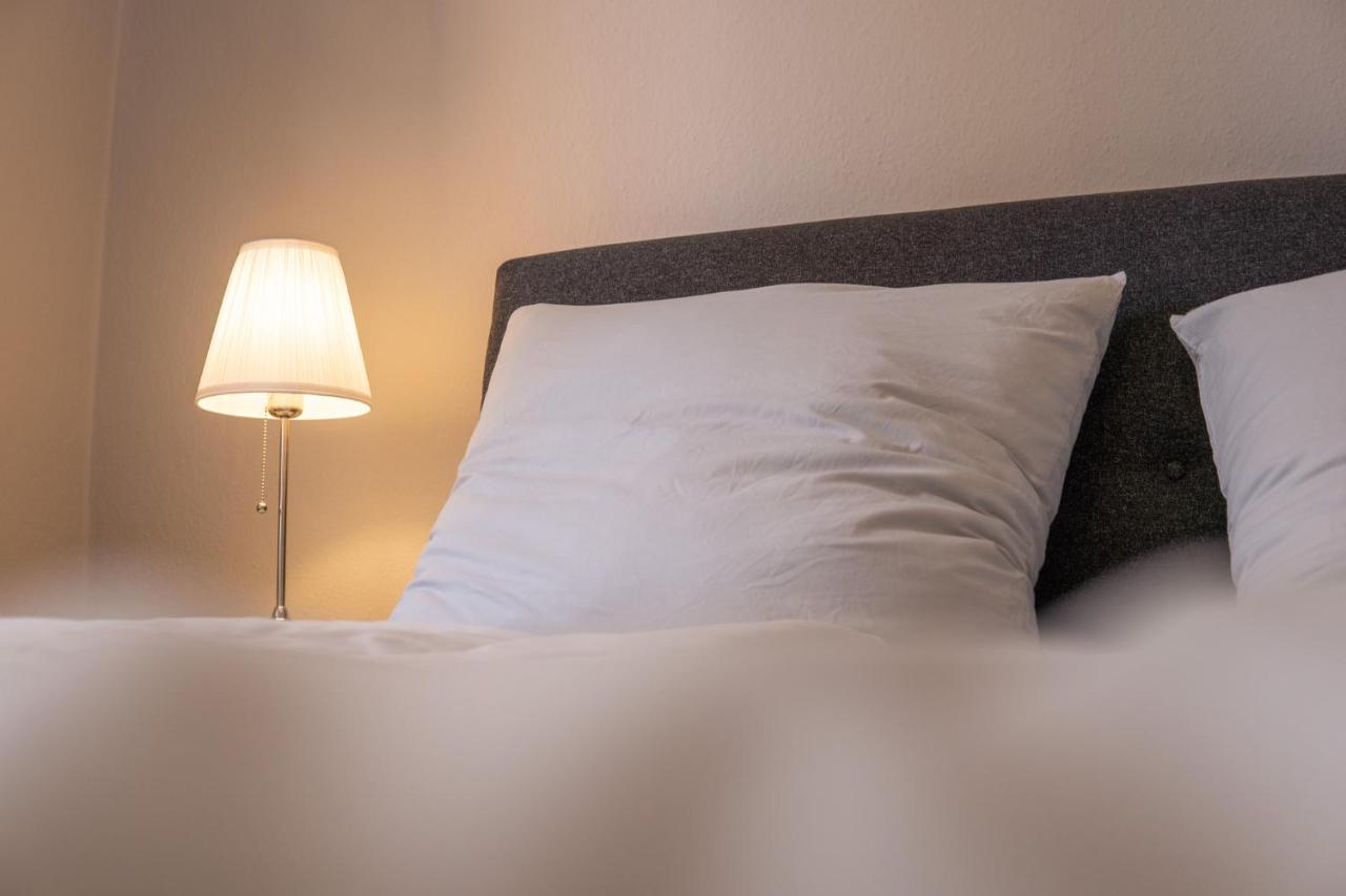 "Purple Chill" Super Zentrale Ferienwohnung Hbf-Messe-Buergerweide-Citygate-Ovb Arena Bremen Ngoại thất bức ảnh