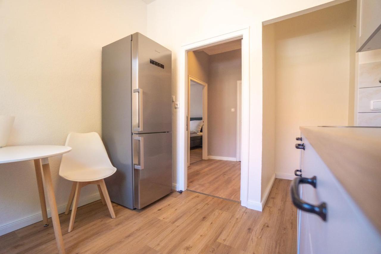 "Purple Chill" Super Zentrale Ferienwohnung Hbf-Messe-Buergerweide-Citygate-Ovb Arena Bremen Ngoại thất bức ảnh